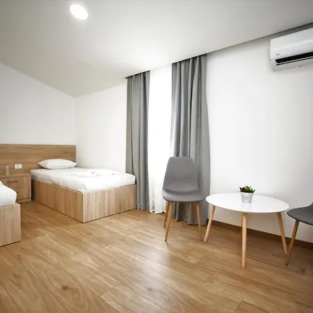 Aparthotel M&j *